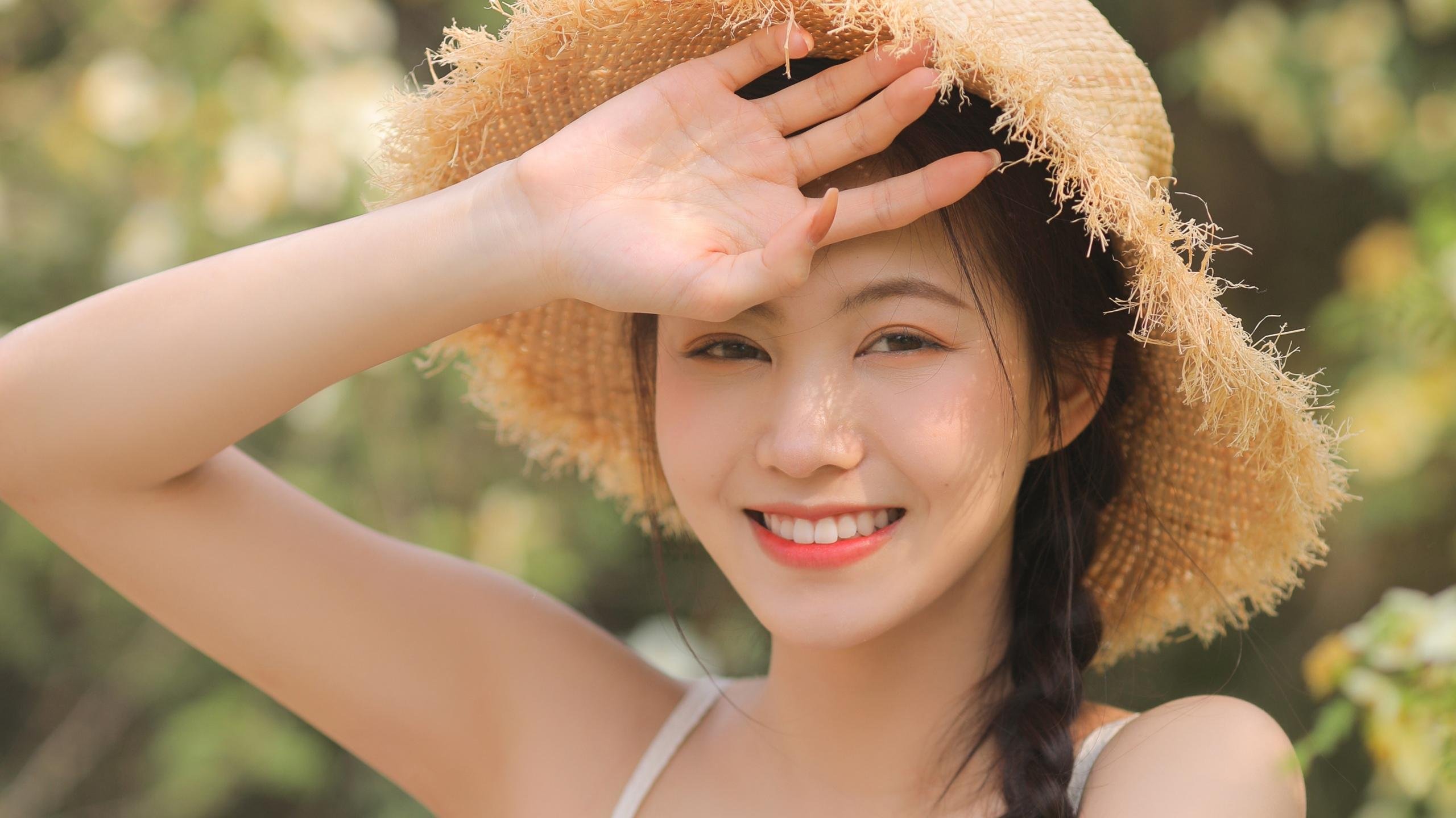 雨夜绝杀，周冠宇制胜超越，索伯车队逆袭梅赛德斯的奇迹之夜