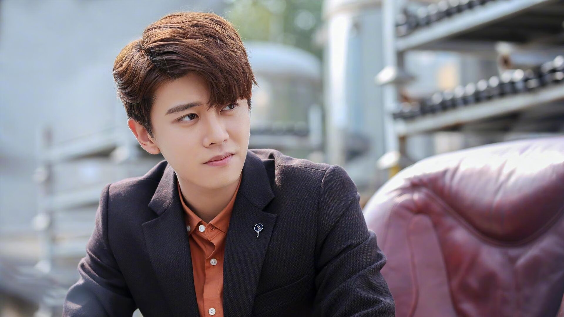 欧冠半决赛之夜，被铲断的弧线，与一位防线诗人的加冕礼