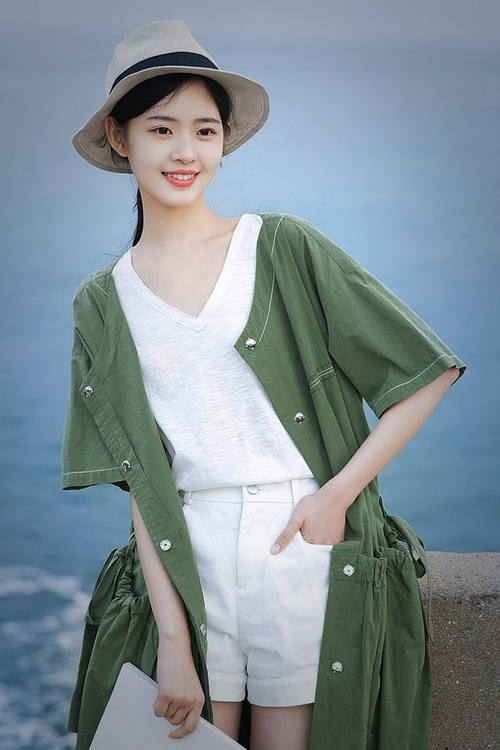 足球巨人的复仇，库尔图瓦如何用赛车在巴黎进球