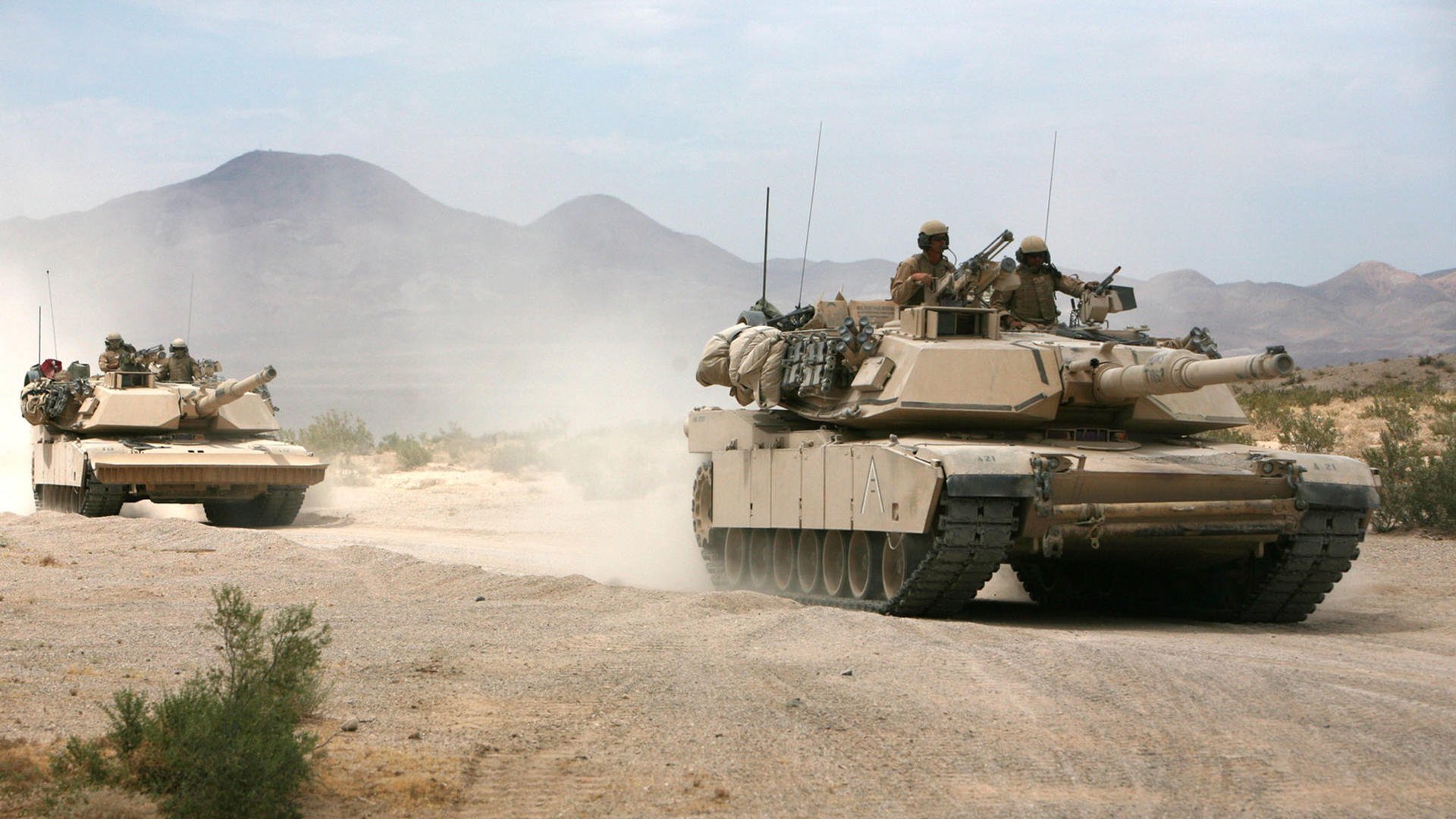 双线争冠，孤勇者之夜，当阿森纳错失英超时，库里在西部证明自己