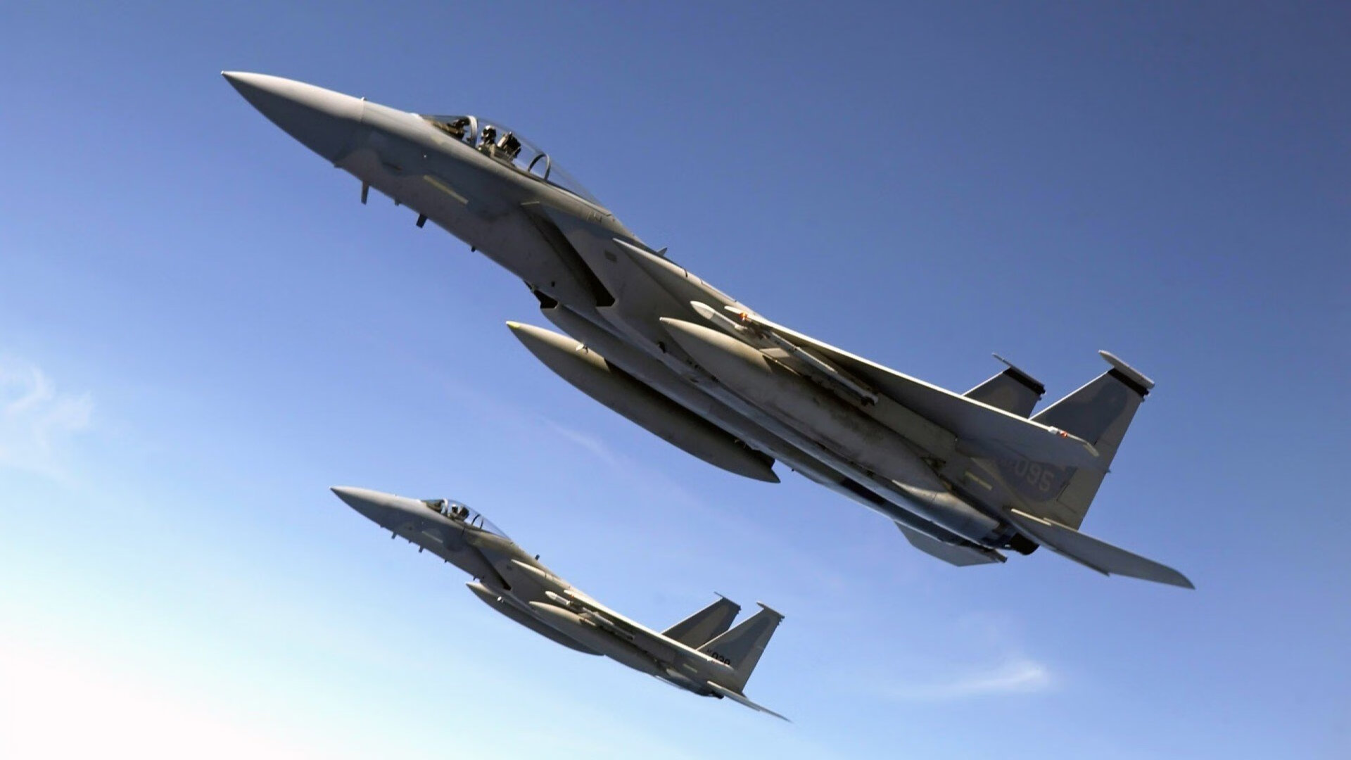 爱游戏大厅-绿茵场的杆位争夺战，塞内加尔如何在国际米兰的赛道上完成史诗级超车？