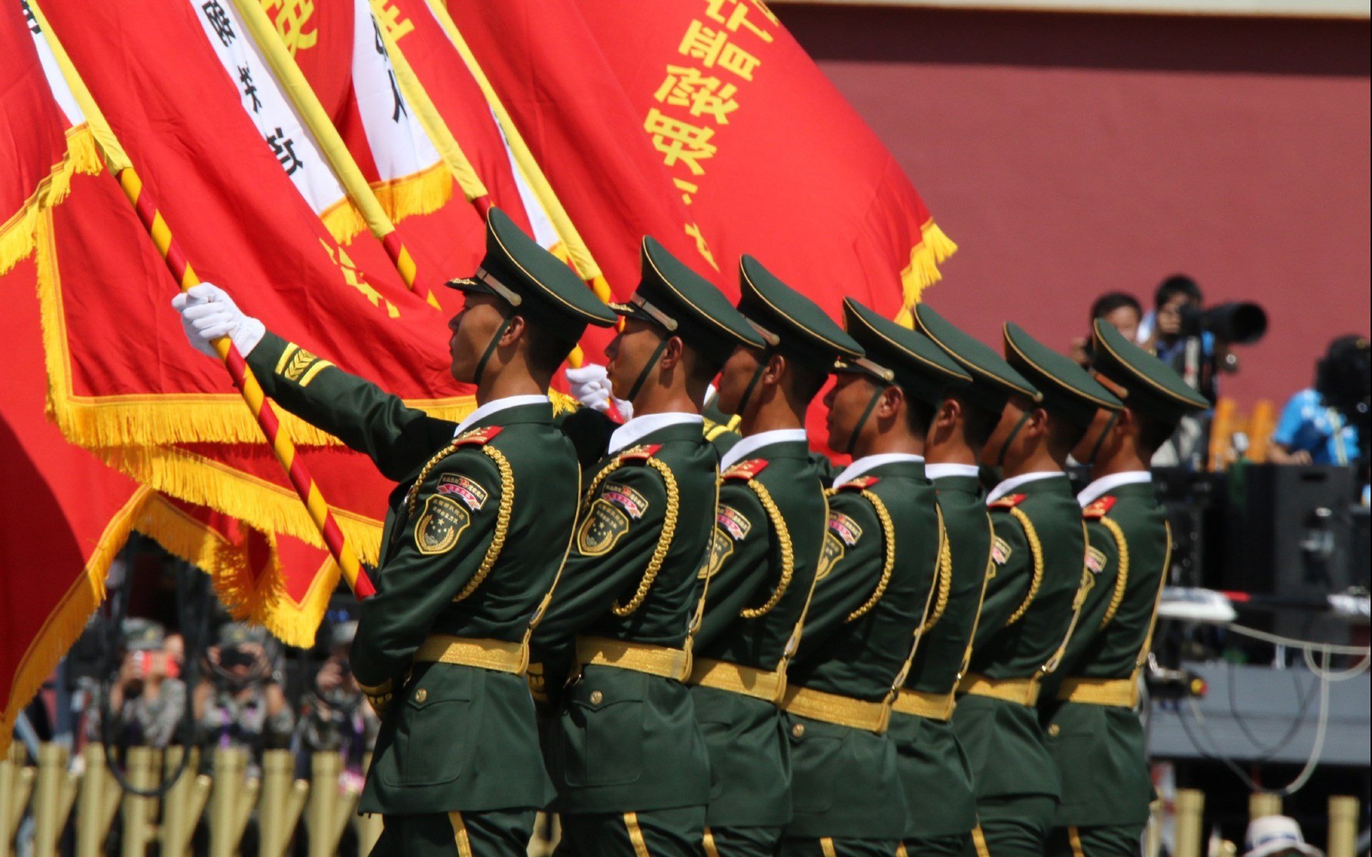 致命一击与波斯铁骑，2026世界杯B组，伊朗如何用凌厉攻势击碎波兰防线